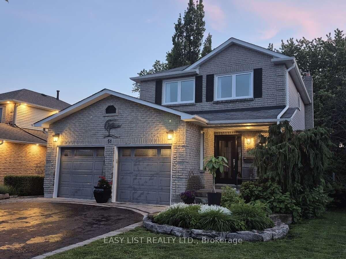 3-bedroom Detached at 51 Lyndale Crescent