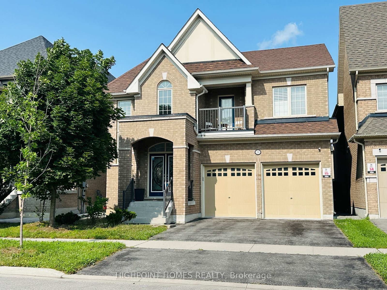 4-bedroom Detached at 2369 Dress Circle Crescent