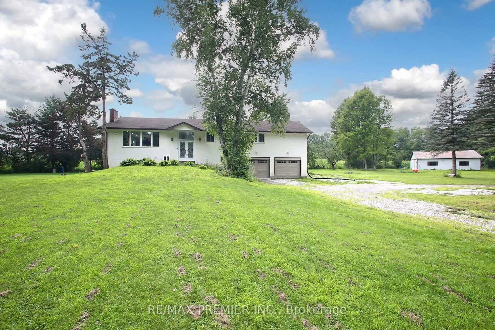3-bedroom Detached at 4430 Liberty Street