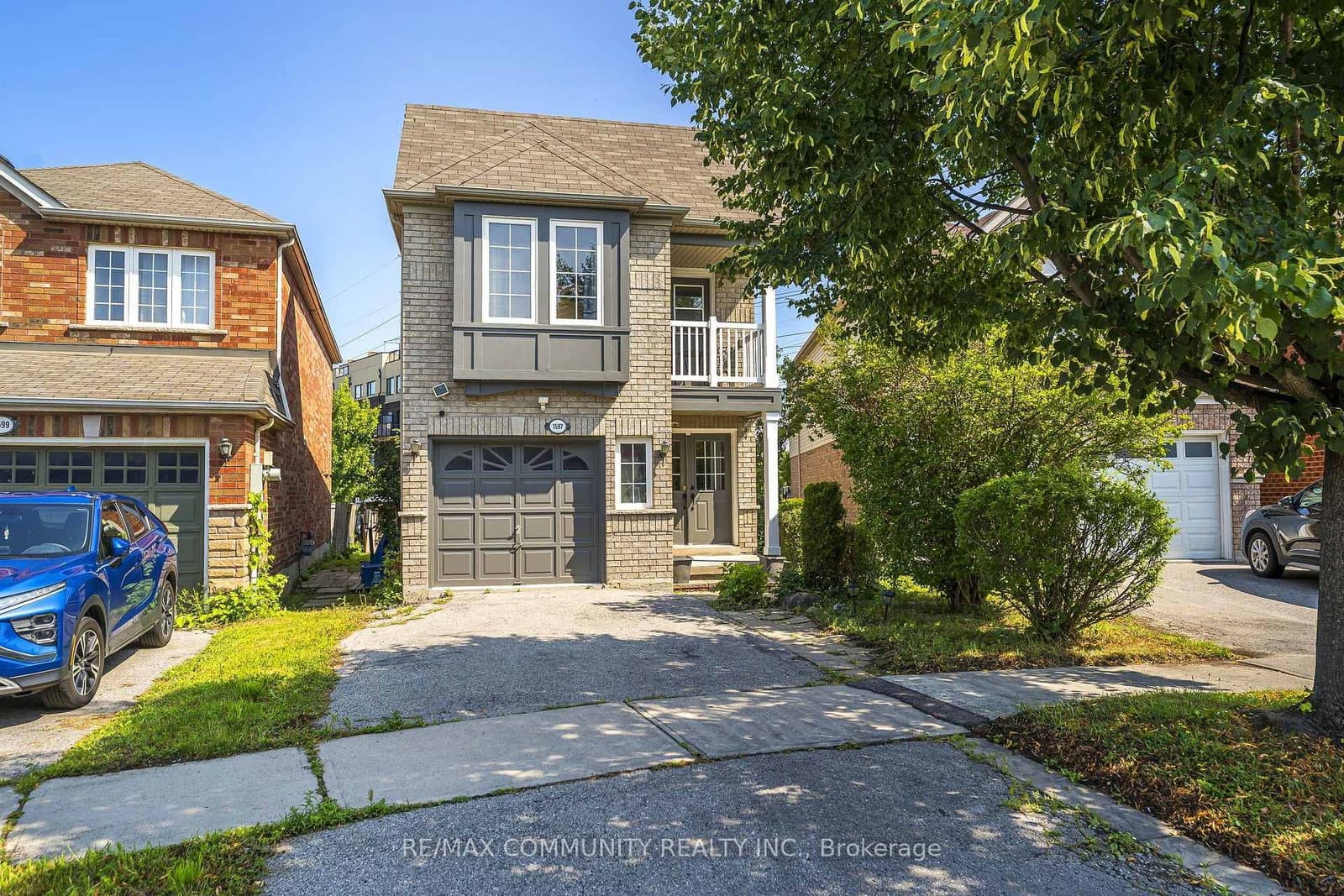 4-bedroom Detached at 1597 Avonmore Square
