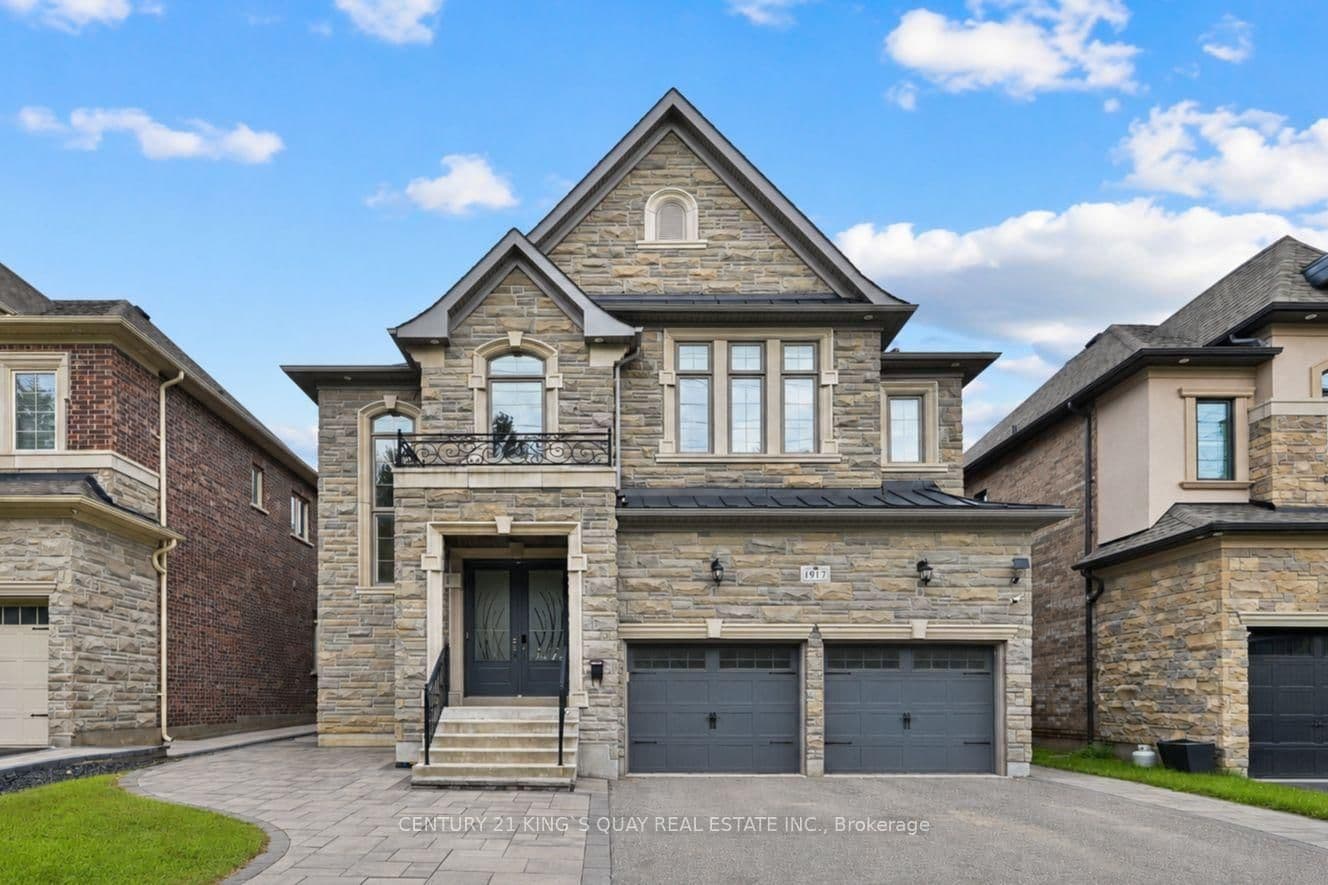 4-bedroom Detached at 1917 Fairport Road