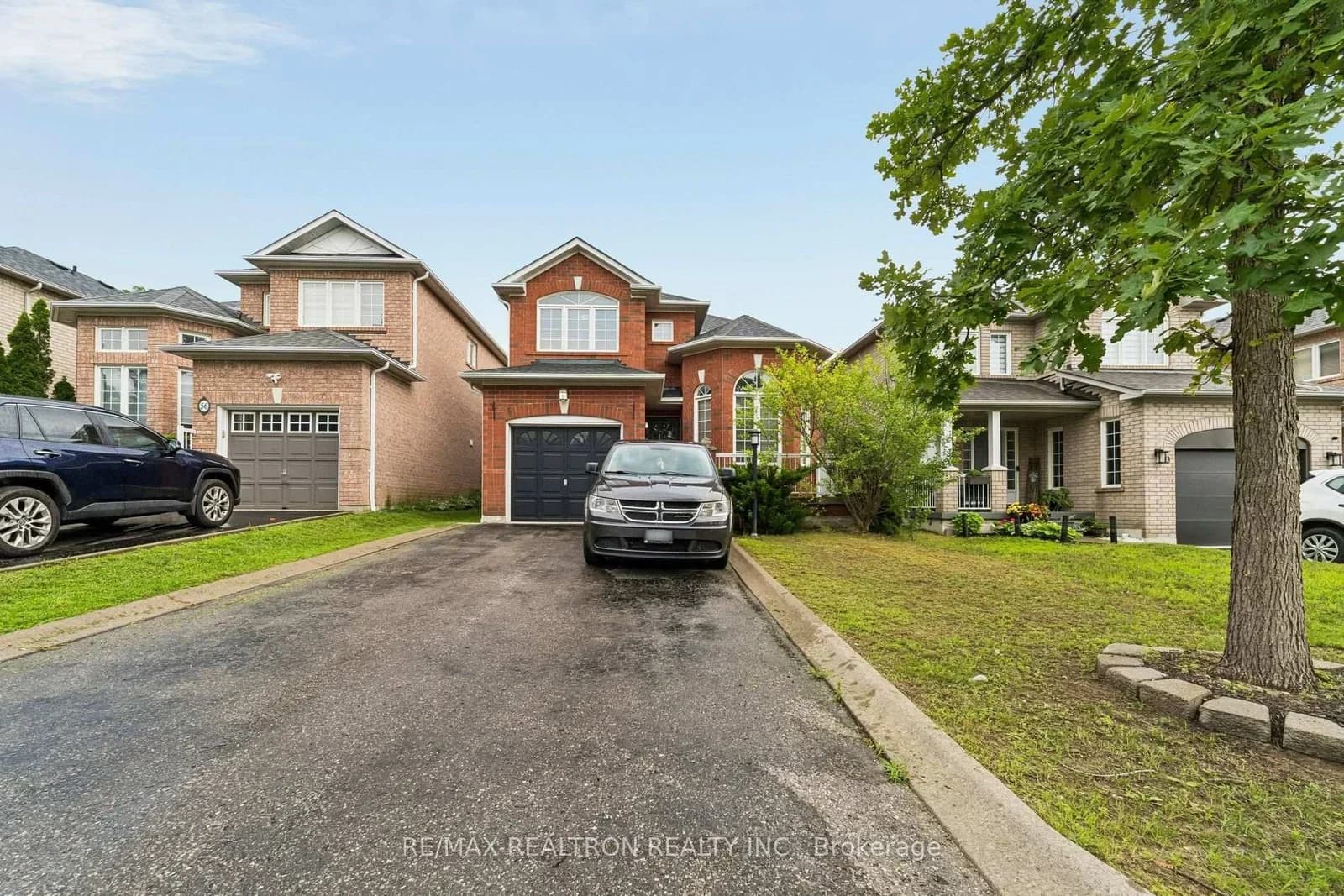 3-bedroom Detached at 58 Lurosa Crescent
