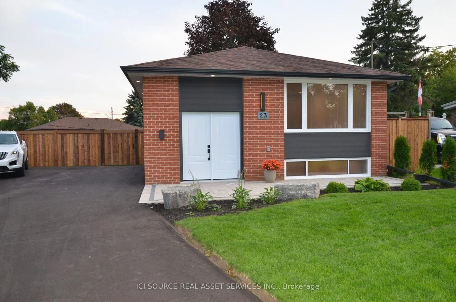 3-bedroom Detached at 23 Sunset Road