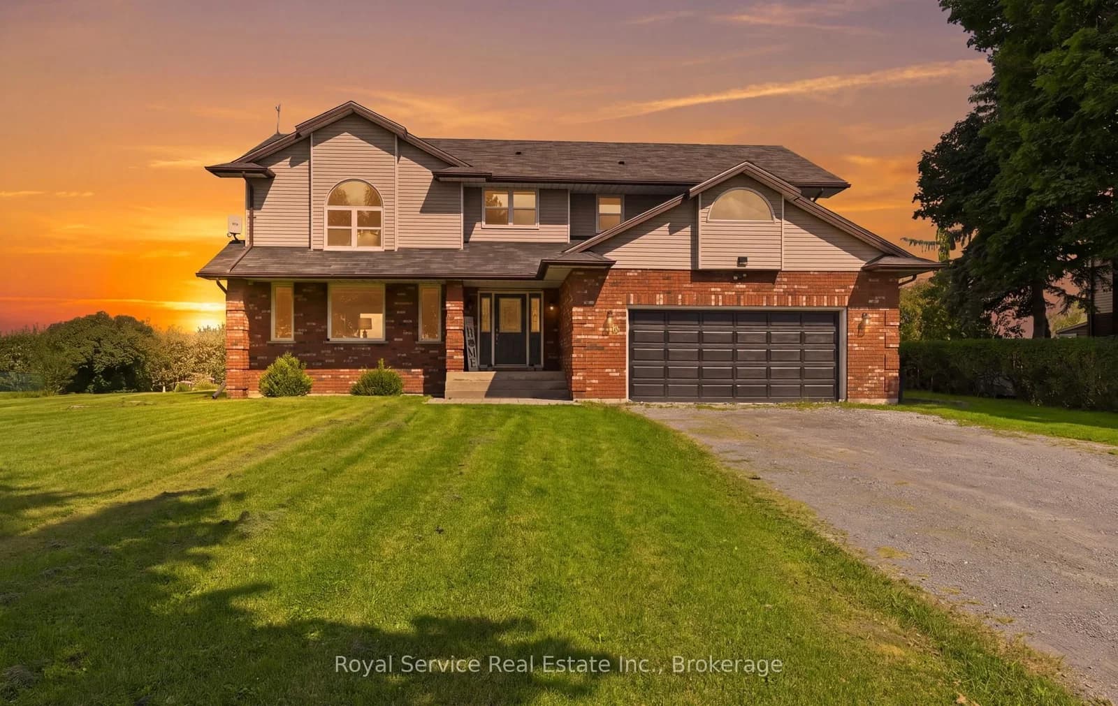 4-bedroom Detached at 429 Regional Road 42 Road