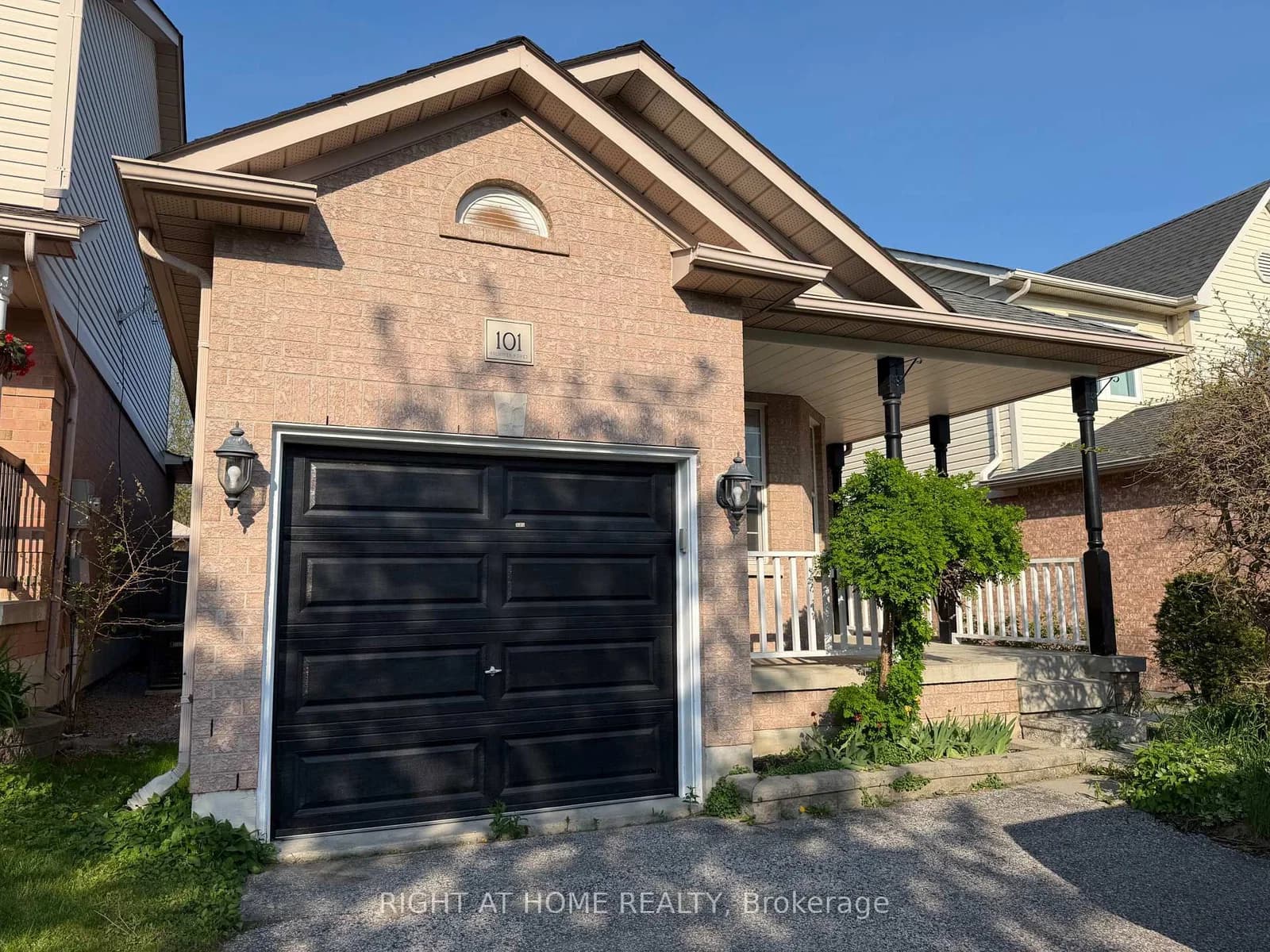 3-bedroom Detached at 101 Kilgannon Avenue