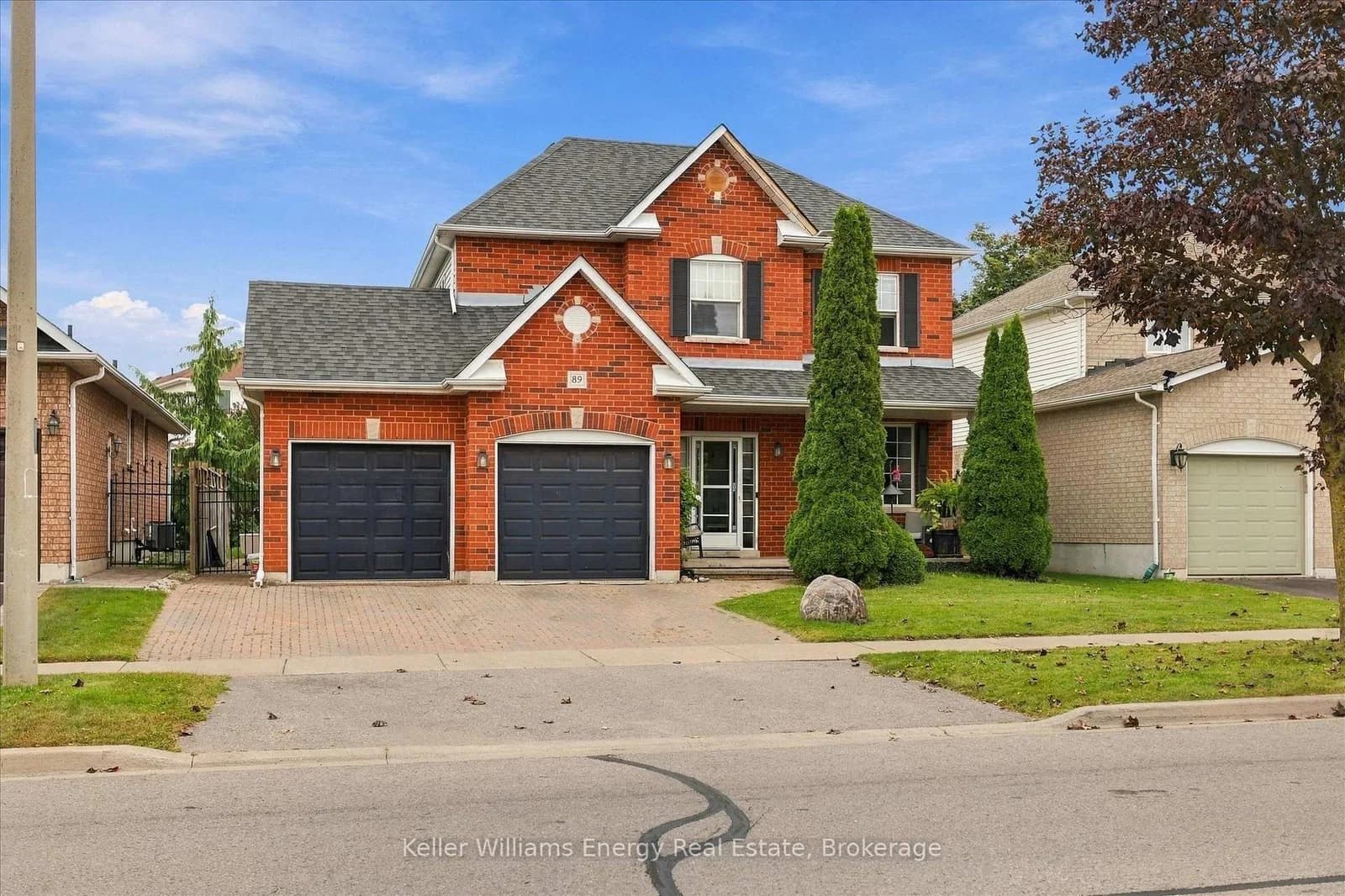 3-bedroom Detached at 89 Robert Adams Drive