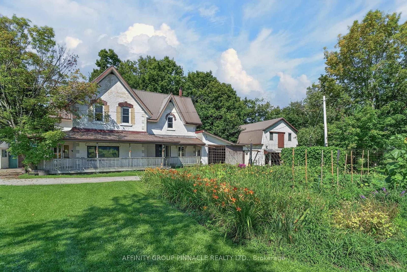 4-bedroom Detached at 1395 Thorah Concession 9 Road