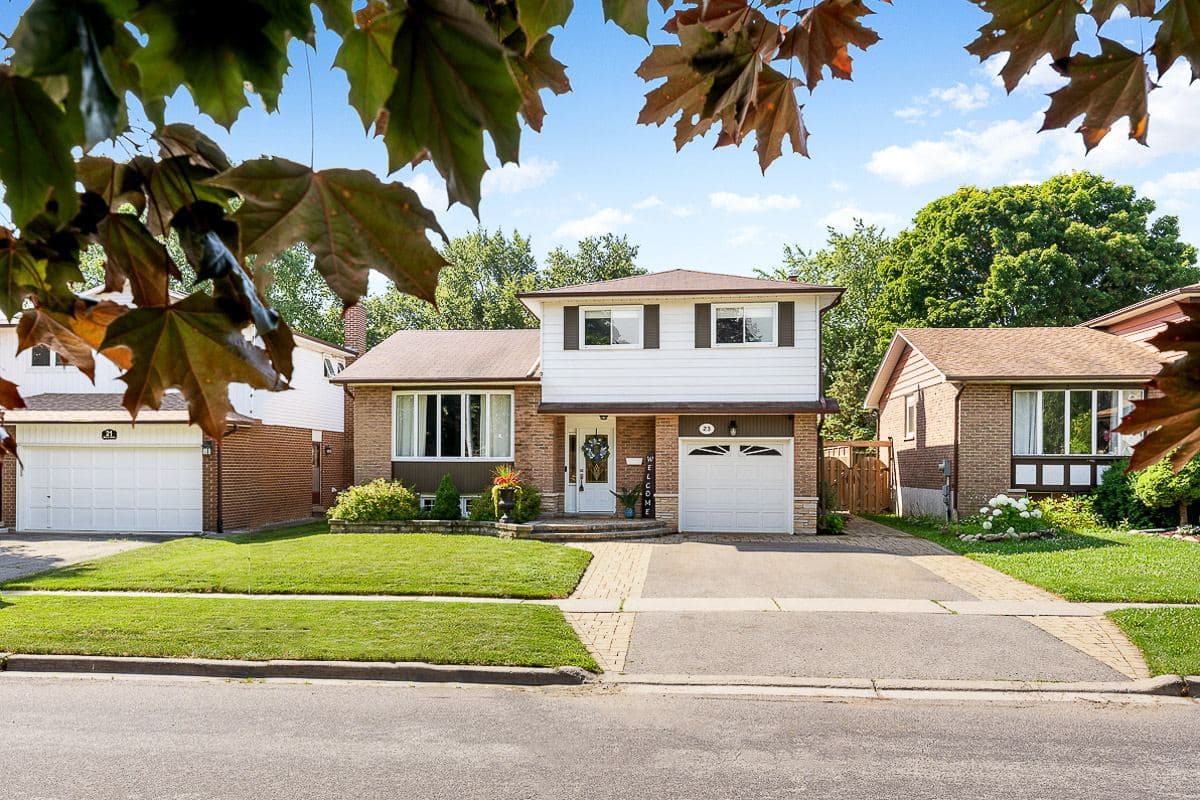 23 Spry Ave
