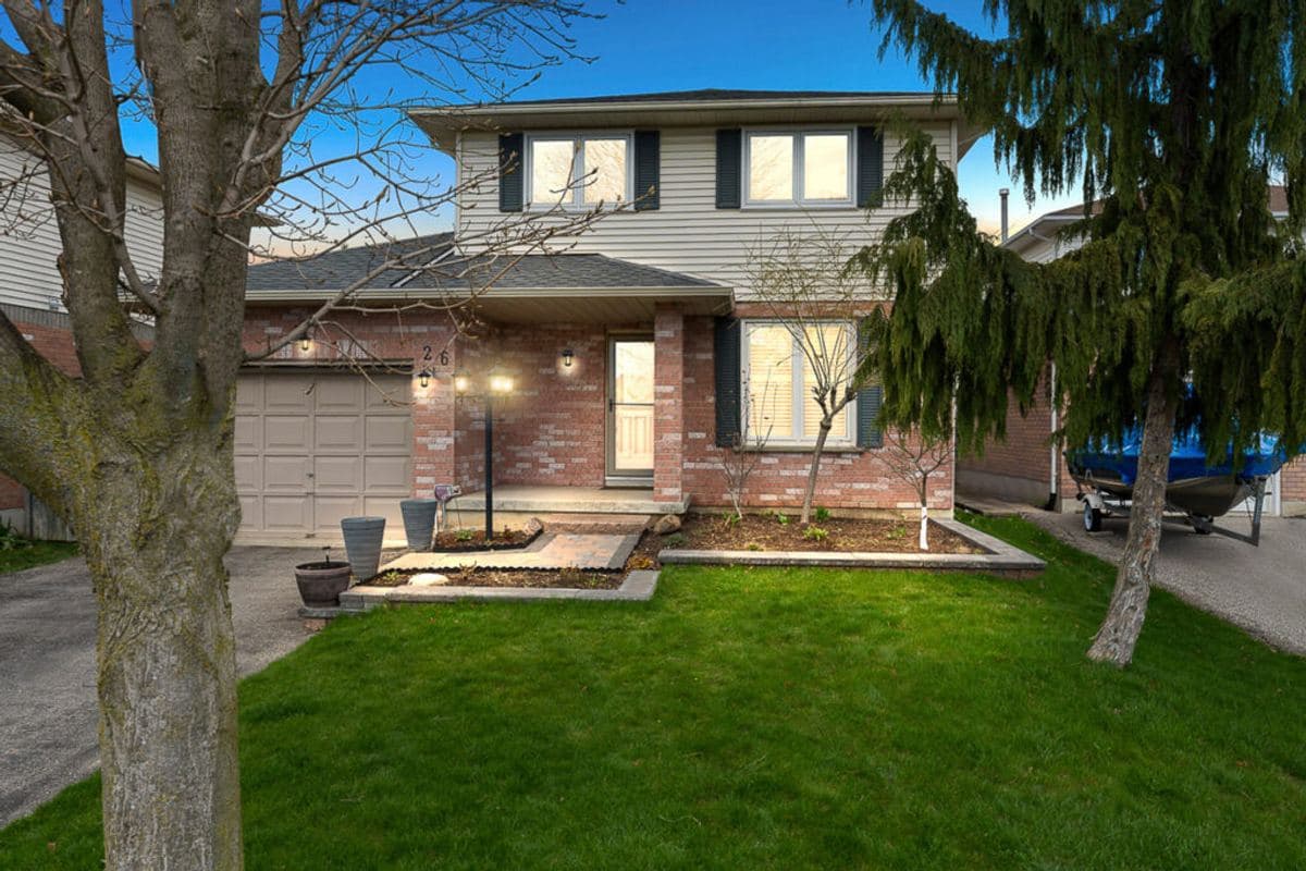 26 Arran Crt