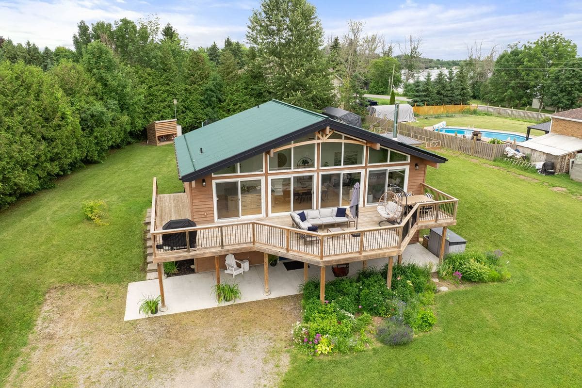 43 Pleasant View Crescent