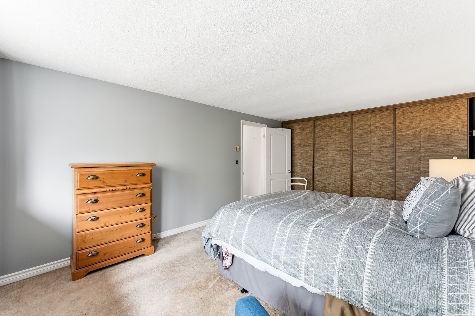 A Primary You Can Actually Furnish