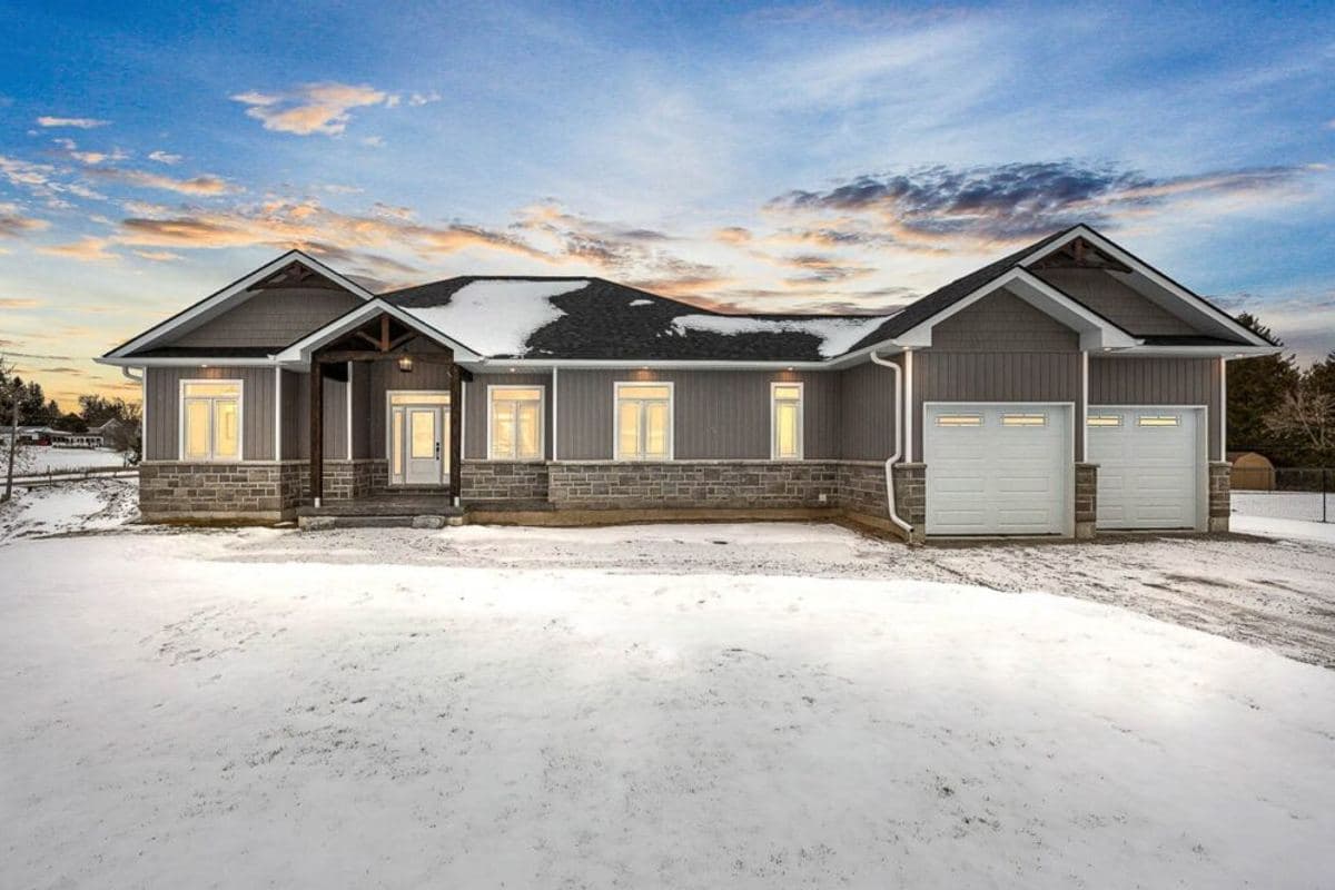 72 Shelley Dr