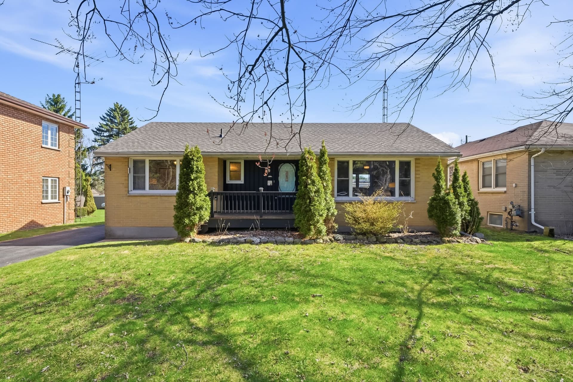 89 Jocelyn St