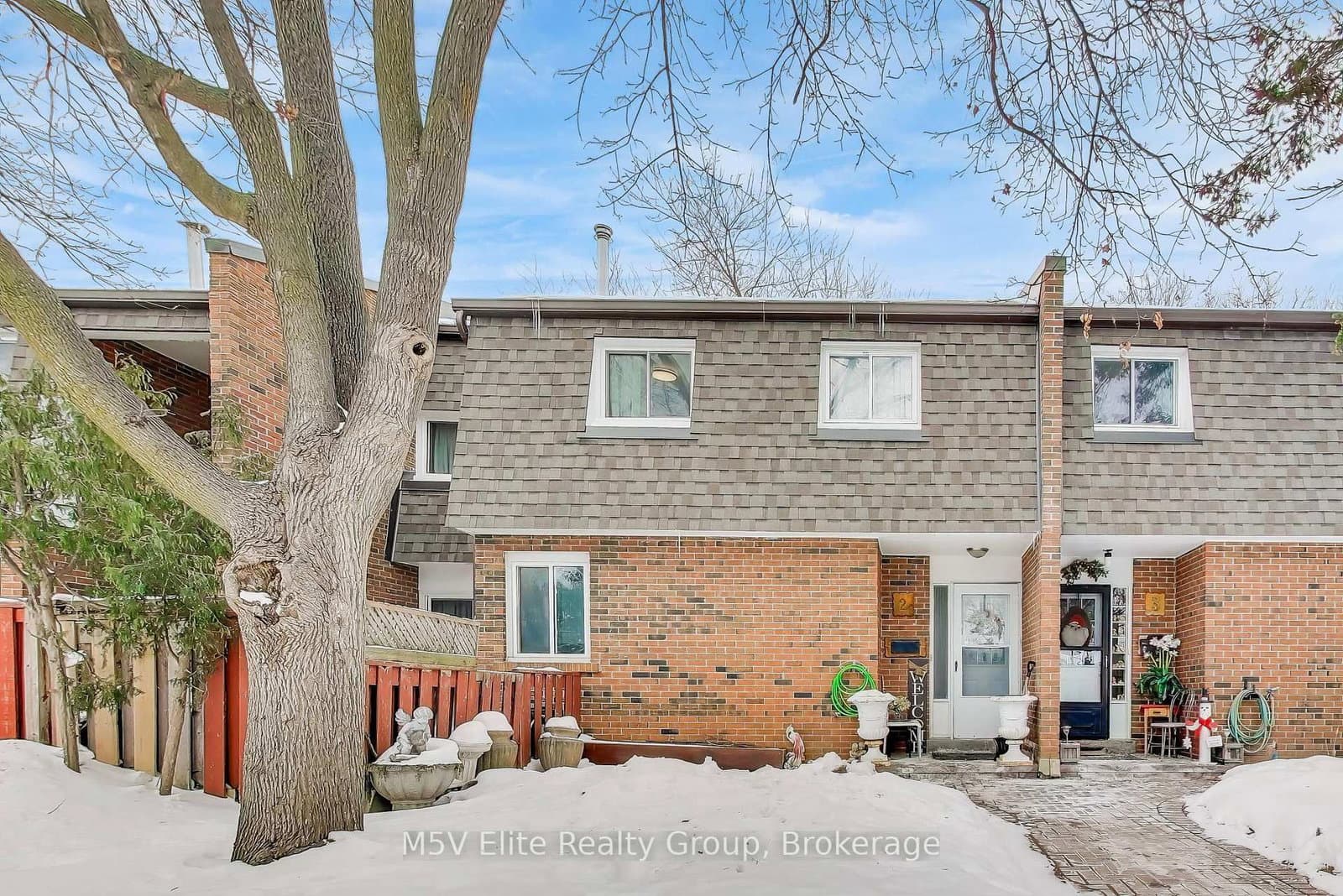 105 Dovedale, 10, Whitby