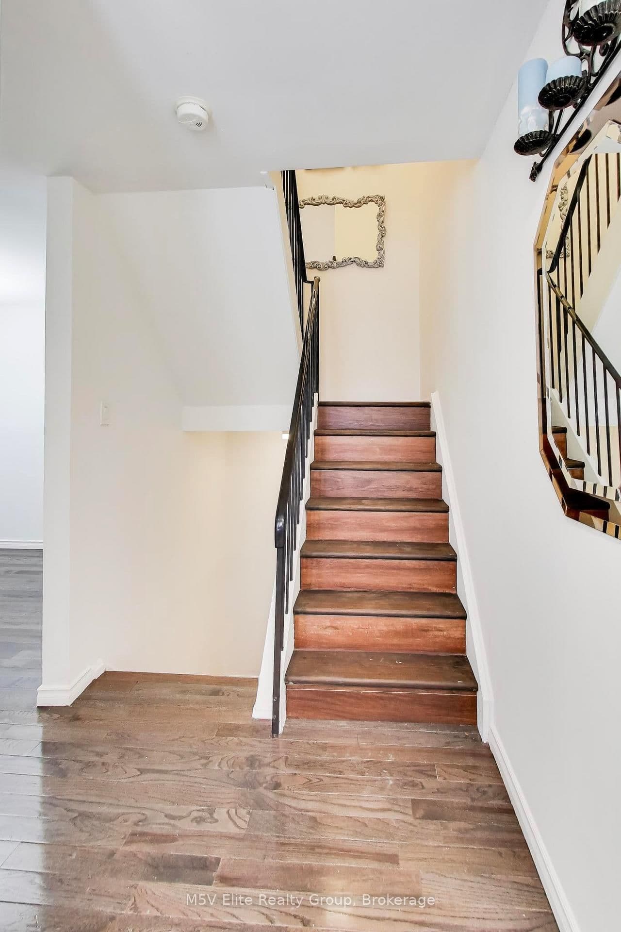 105 Dovedale, 10, Whitby - Photo 5 of 26