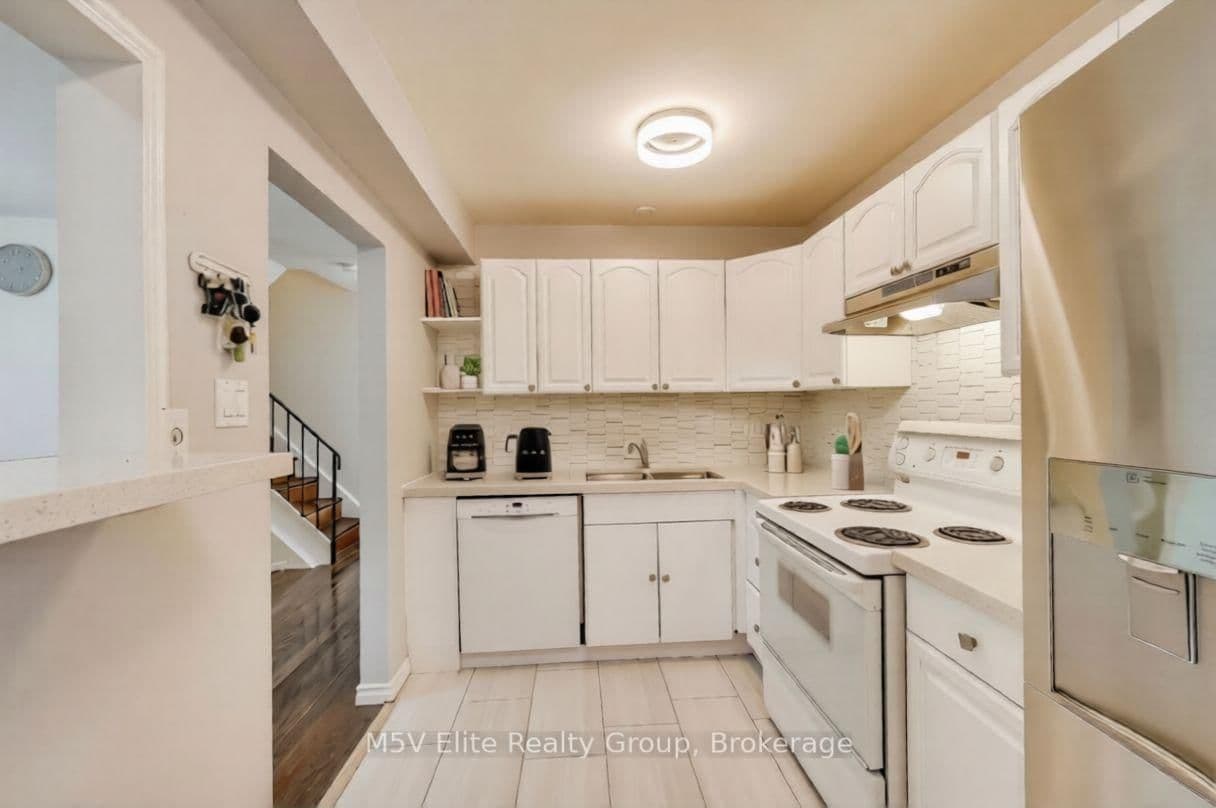 105 Dovedale, 10, Whitby - Photo 11 of 26