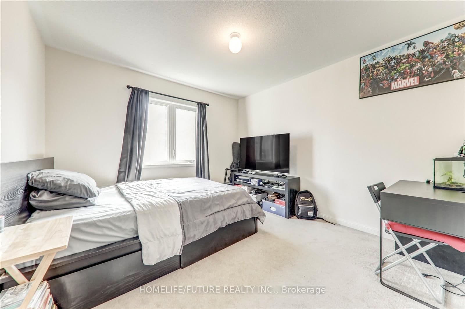 10 Henry Smith Ave, Bowmanville - Photo 25 of 35