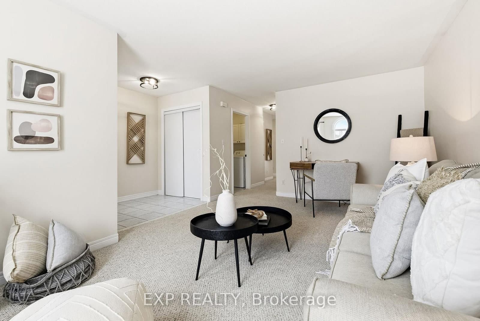 10 McGibbon Blvd, Lindsay - Photo 9 of 40