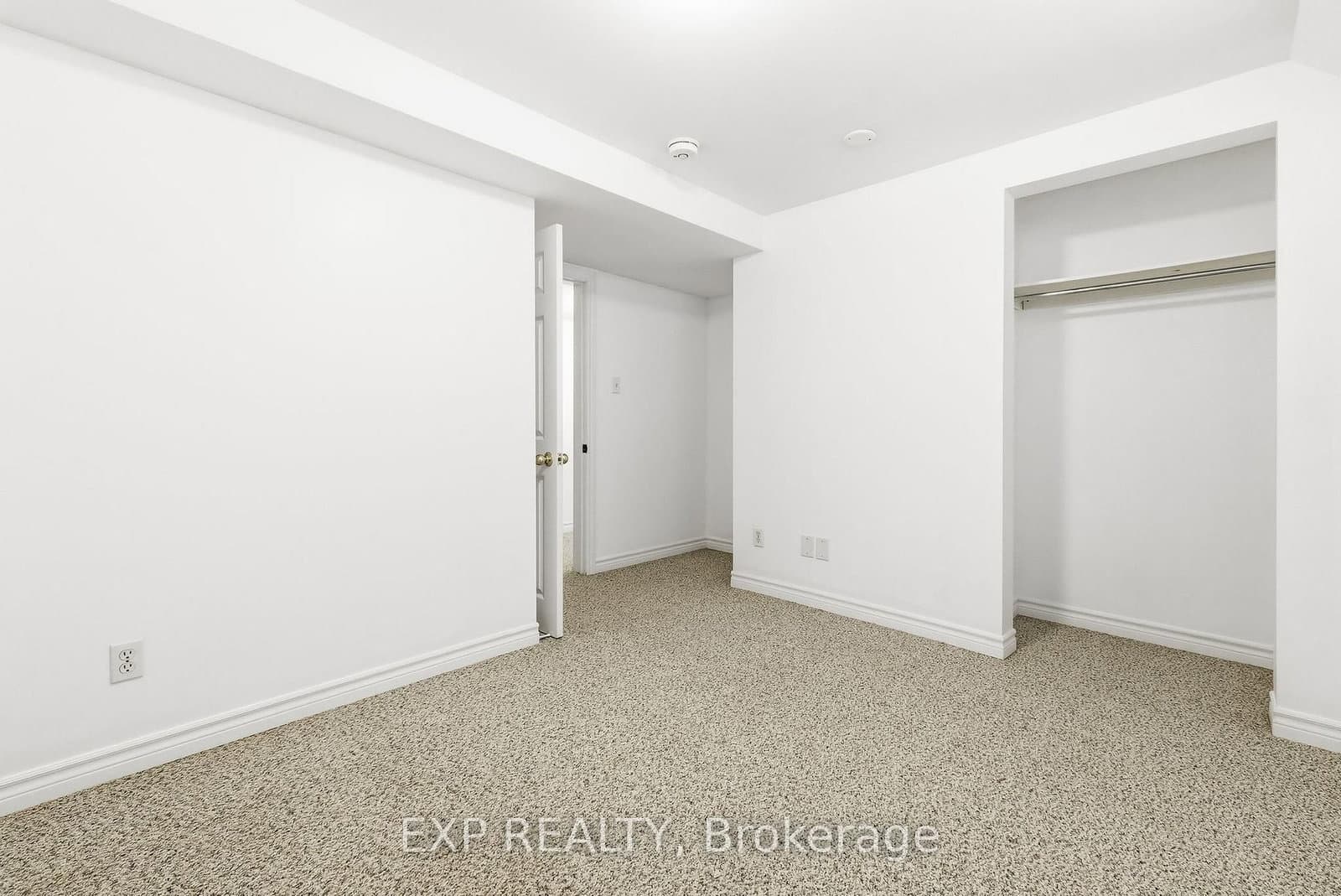 10 McGibbon Blvd, Lindsay - Photo 39 of 40