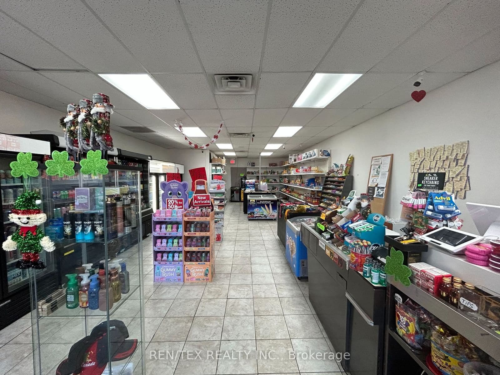 1044 King St E, Oshawa - Photo 2 of 6