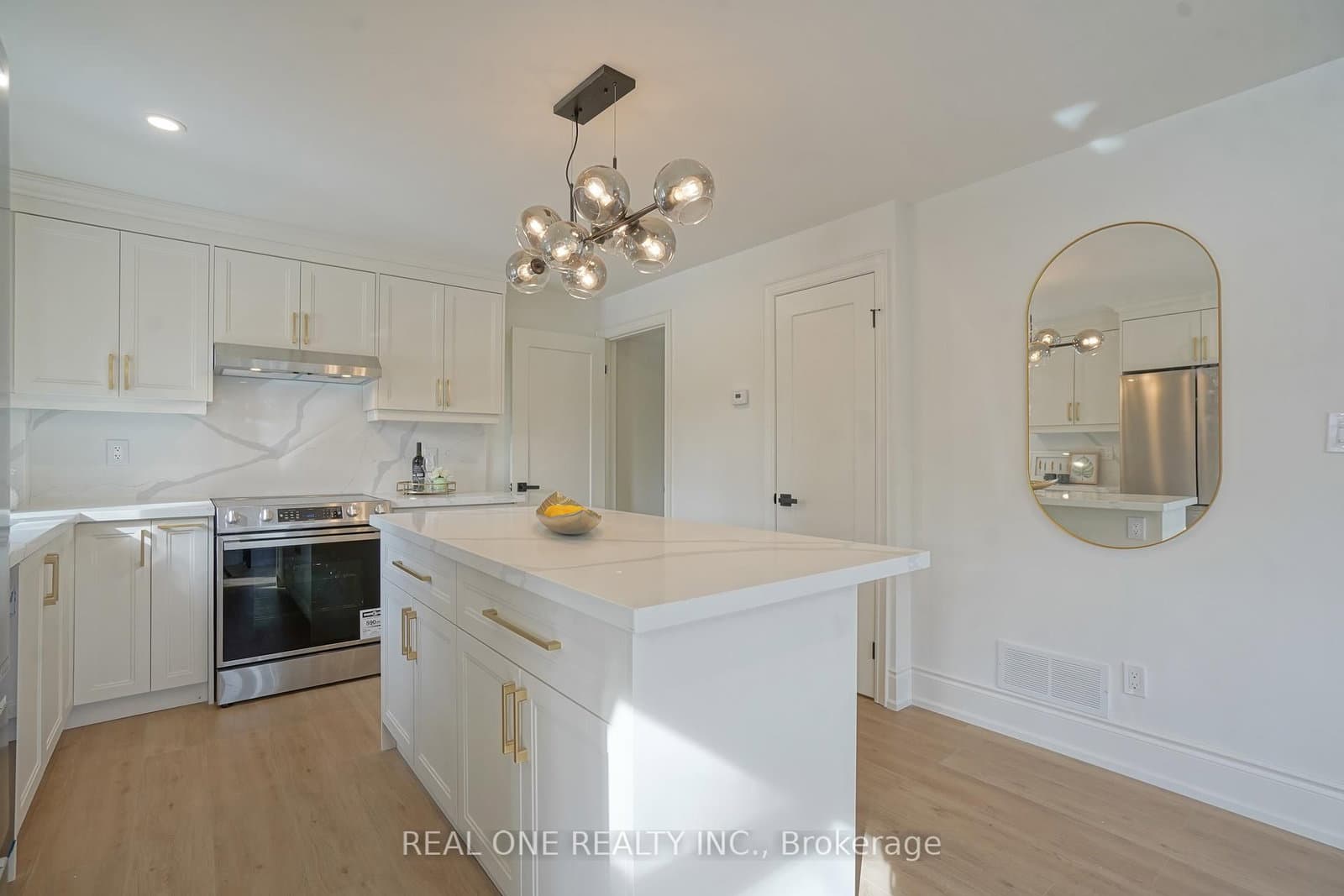 113 Hillcroft St, Oshawa - Photo 12 of 40