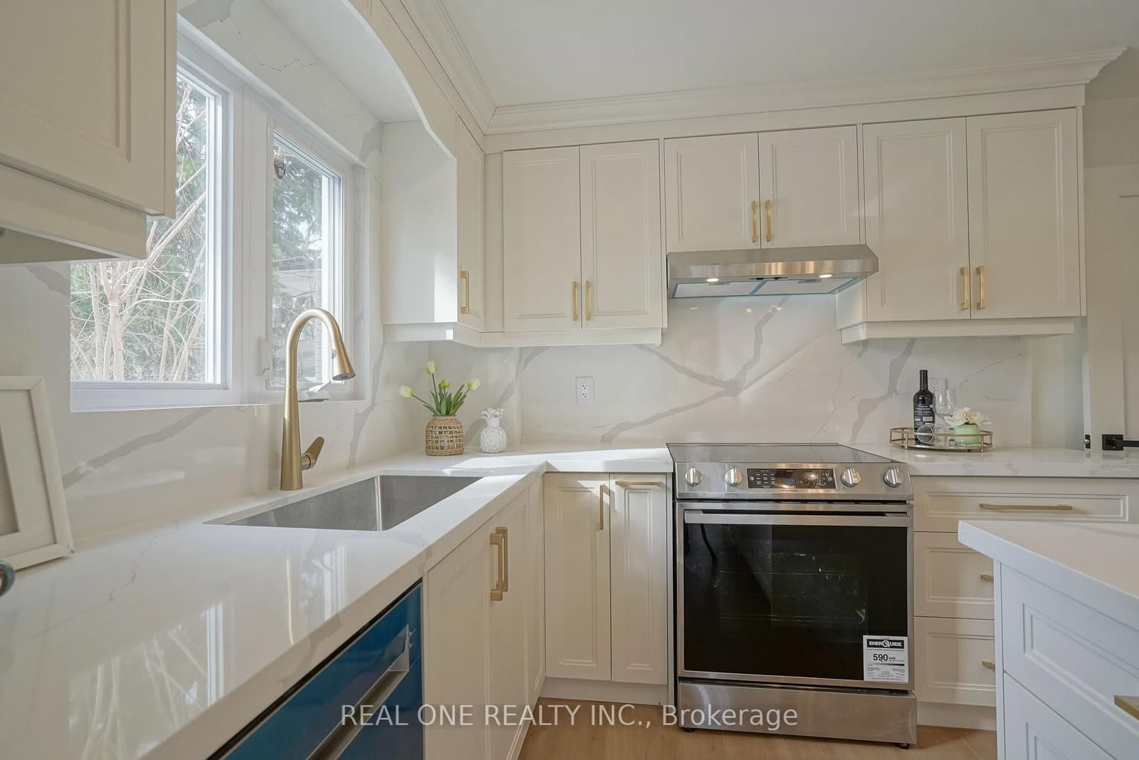 113 Hillcroft St, Oshawa - Photo 16 of 40
