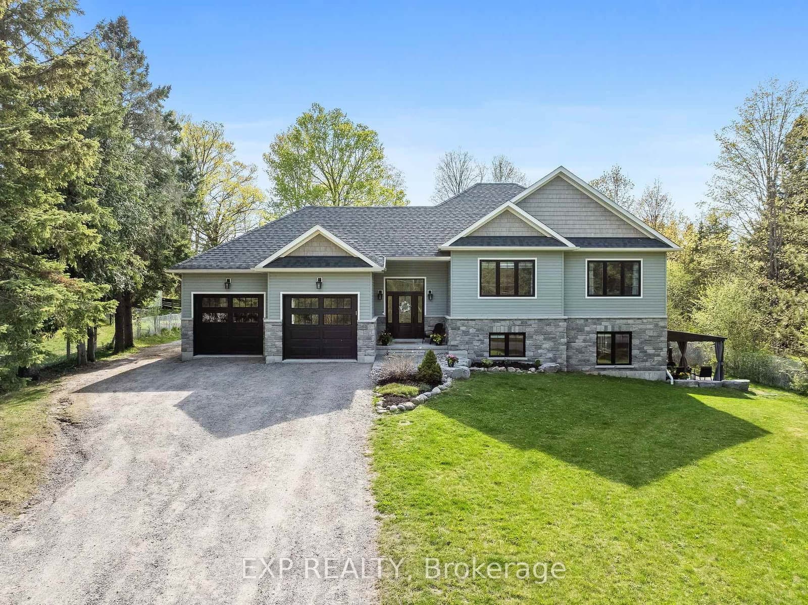 120 Waldweg, Scugog