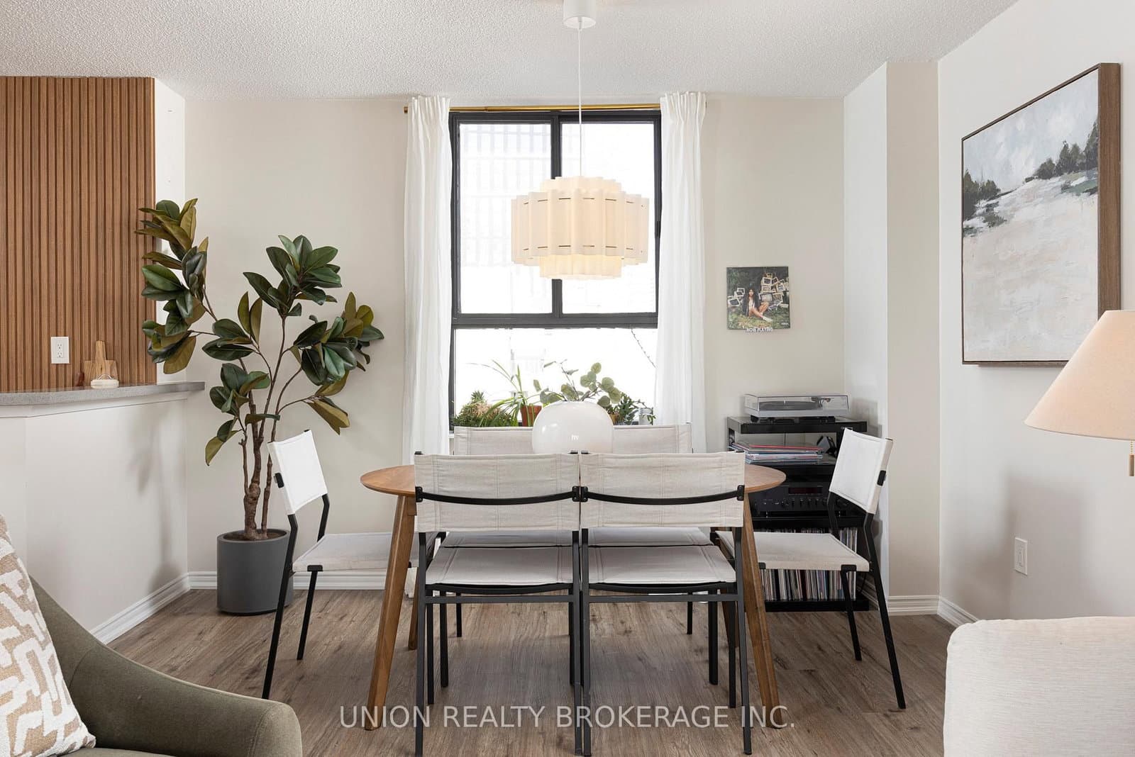 1201-95 Lombard St, Toronto - Photo 8 of 33