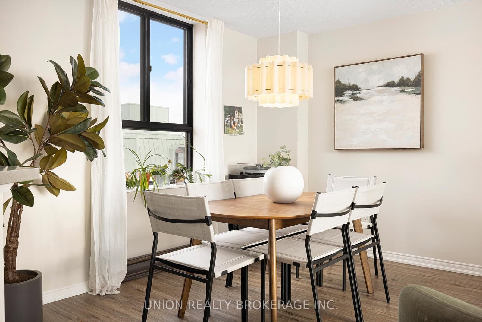 1201-95 Lombard St, Toronto - Photo 9 of 33