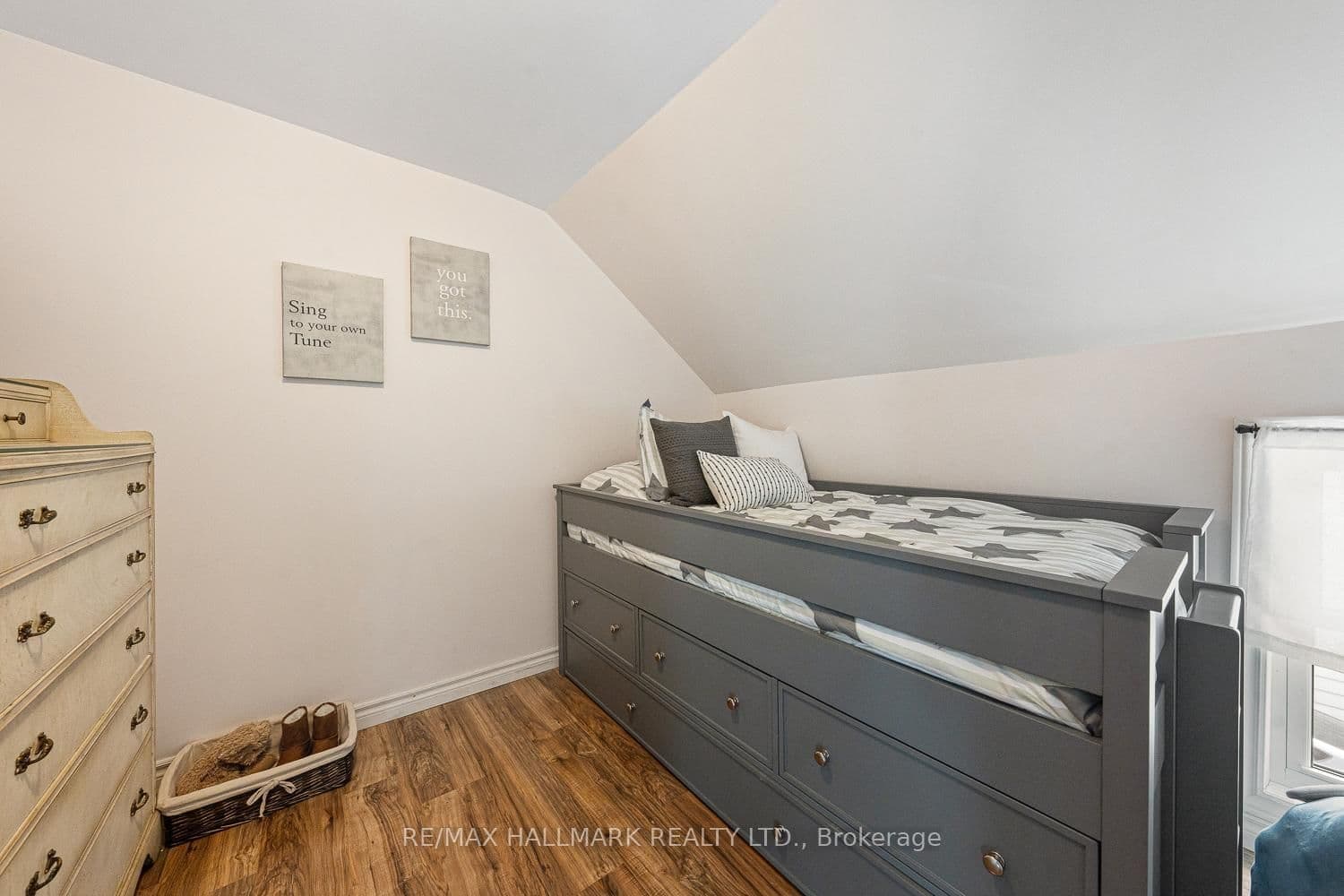 125 Banting Ave, Oshawa - Photo 22 of 40
