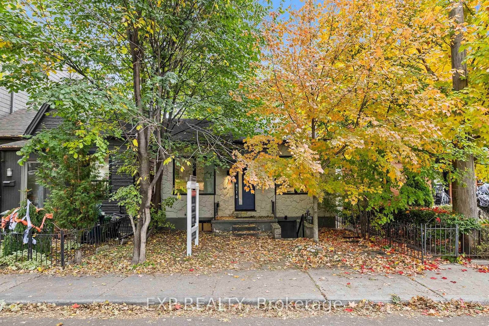 14 Audley Ave, Toronto - Photo 2 of 40