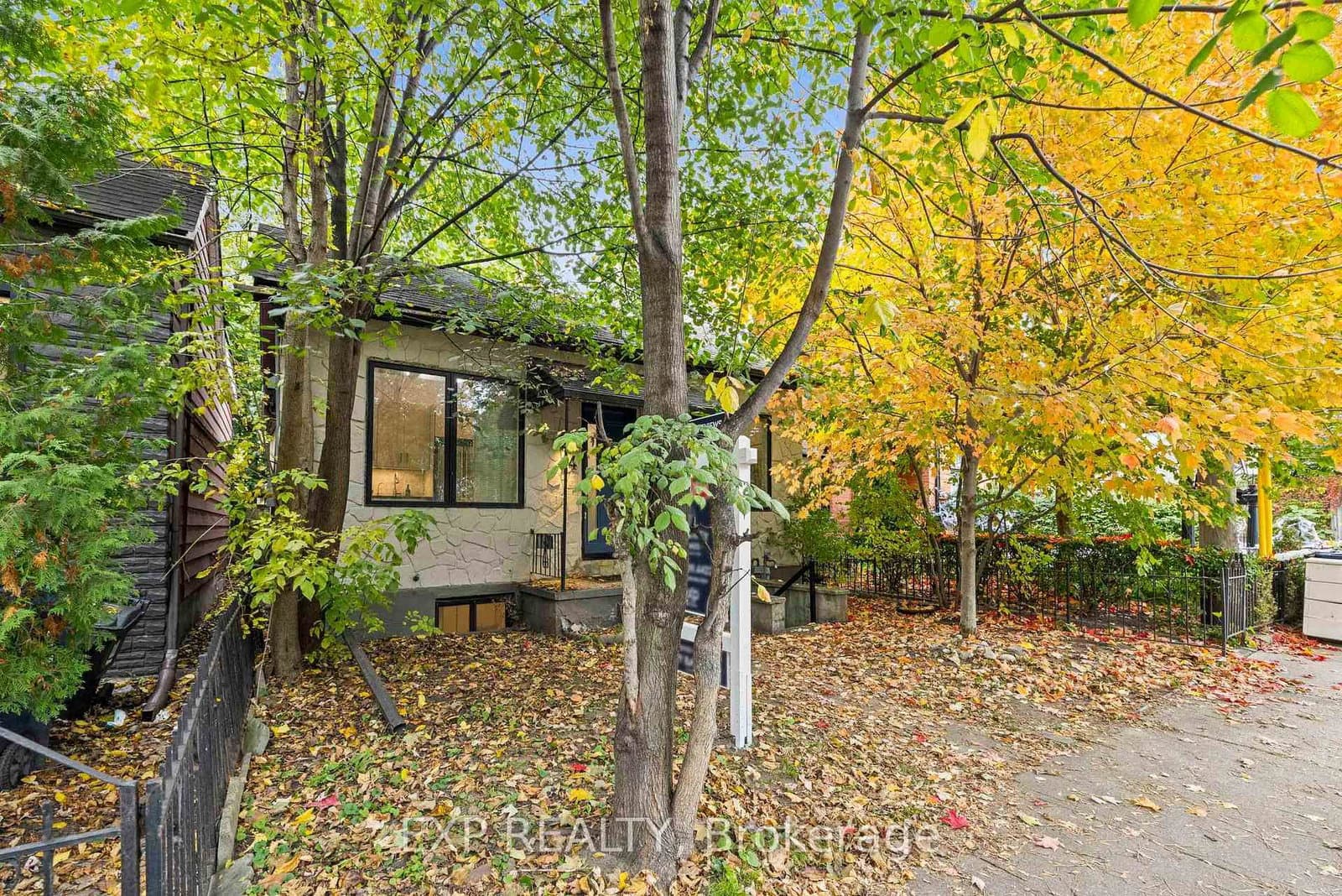 14 Audley Ave, Toronto - Photo 3 of 40