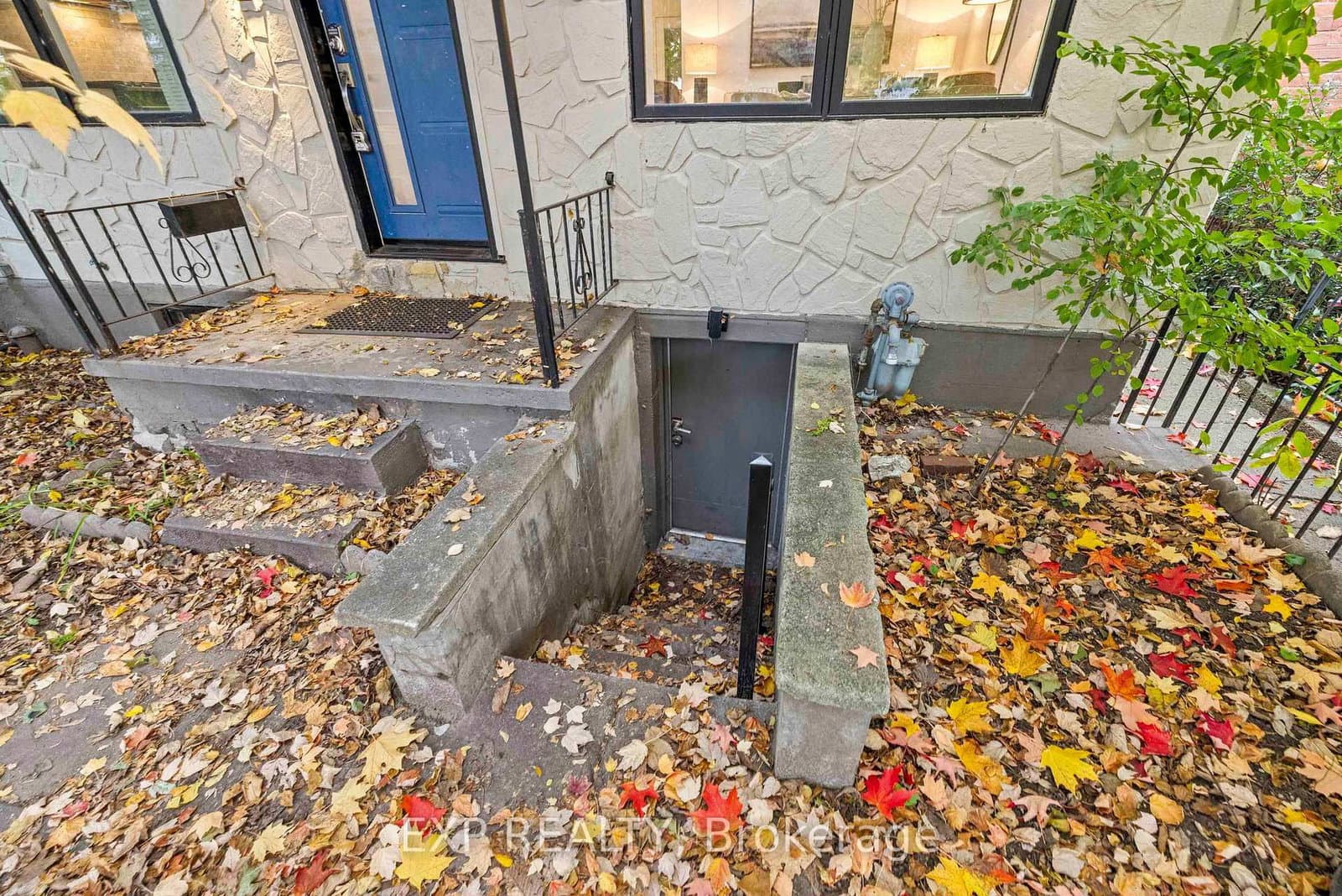 14 Audley Ave, Toronto - Photo 4 of 40