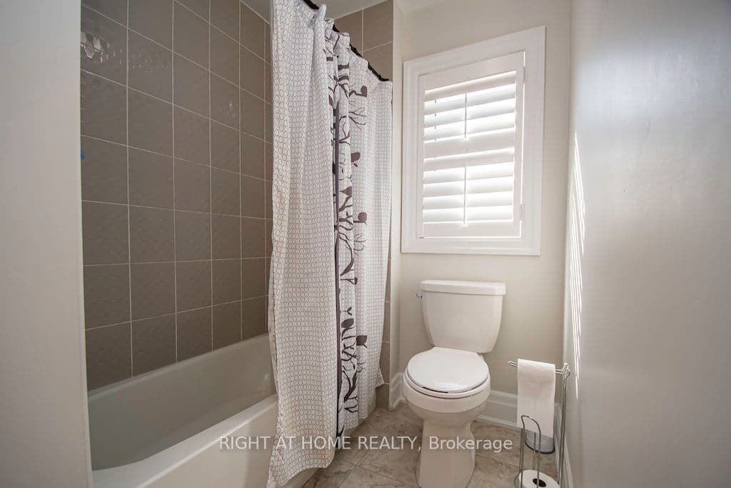 14 Timber Dr, Millbrook - Photo 33 of 39