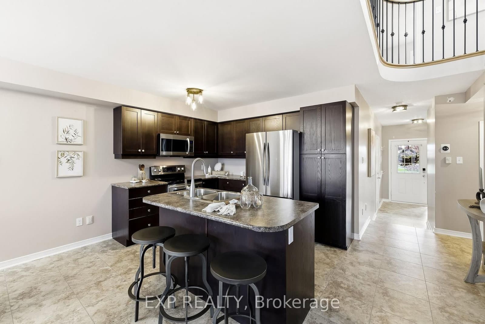 14 Westover Dr, Bowmanville - Photo 11 of 40
