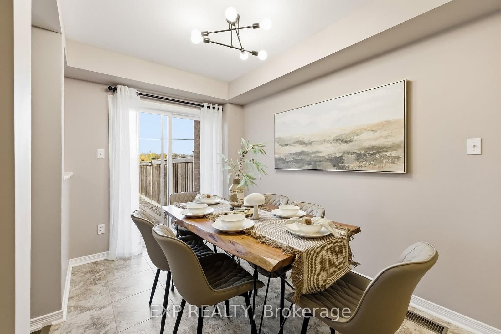 14 Westover Dr, Bowmanville - Photo 13 of 40