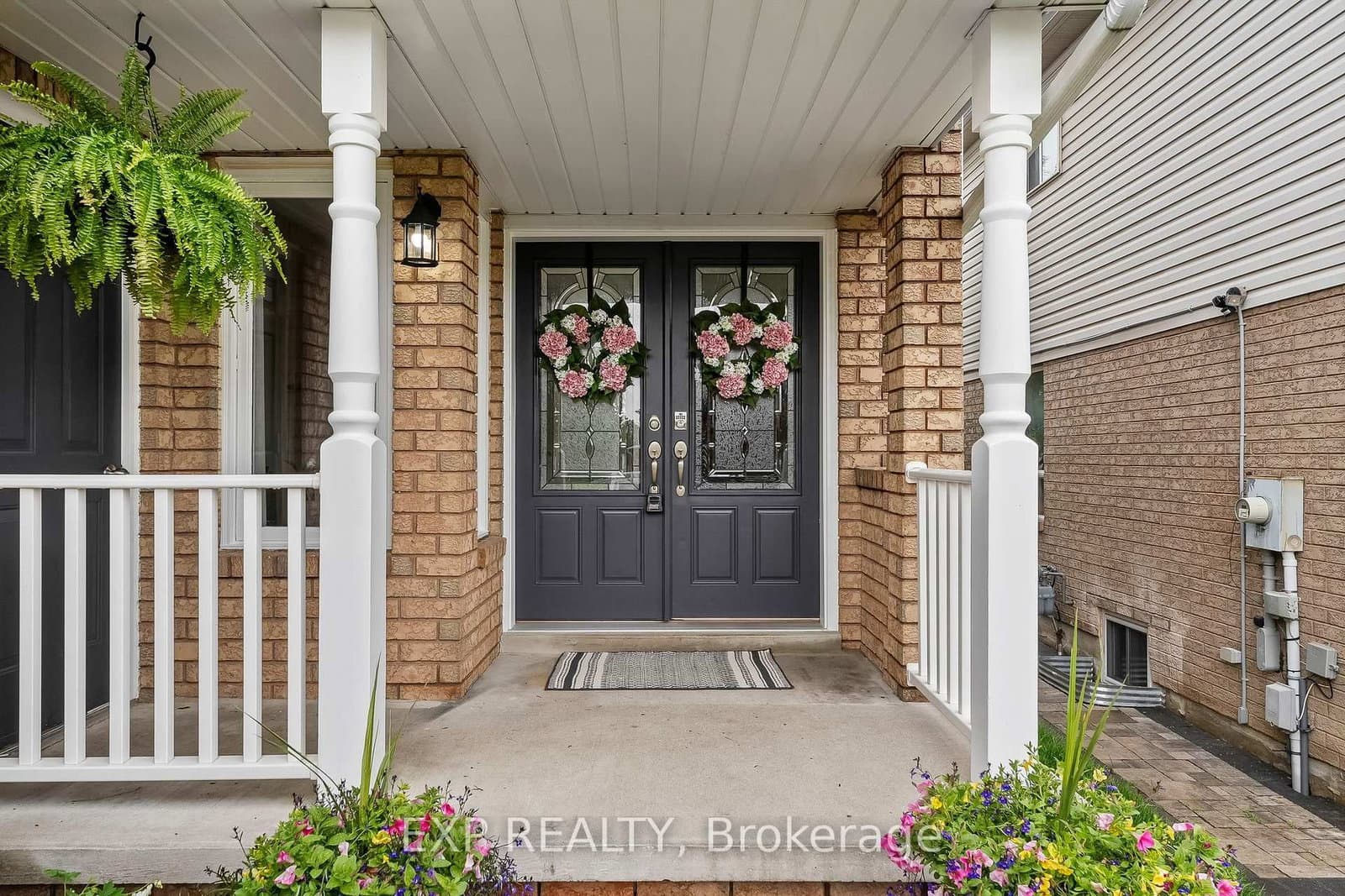104 Apple Blossom Blvd, Bowmanville - Photo 5 of 40