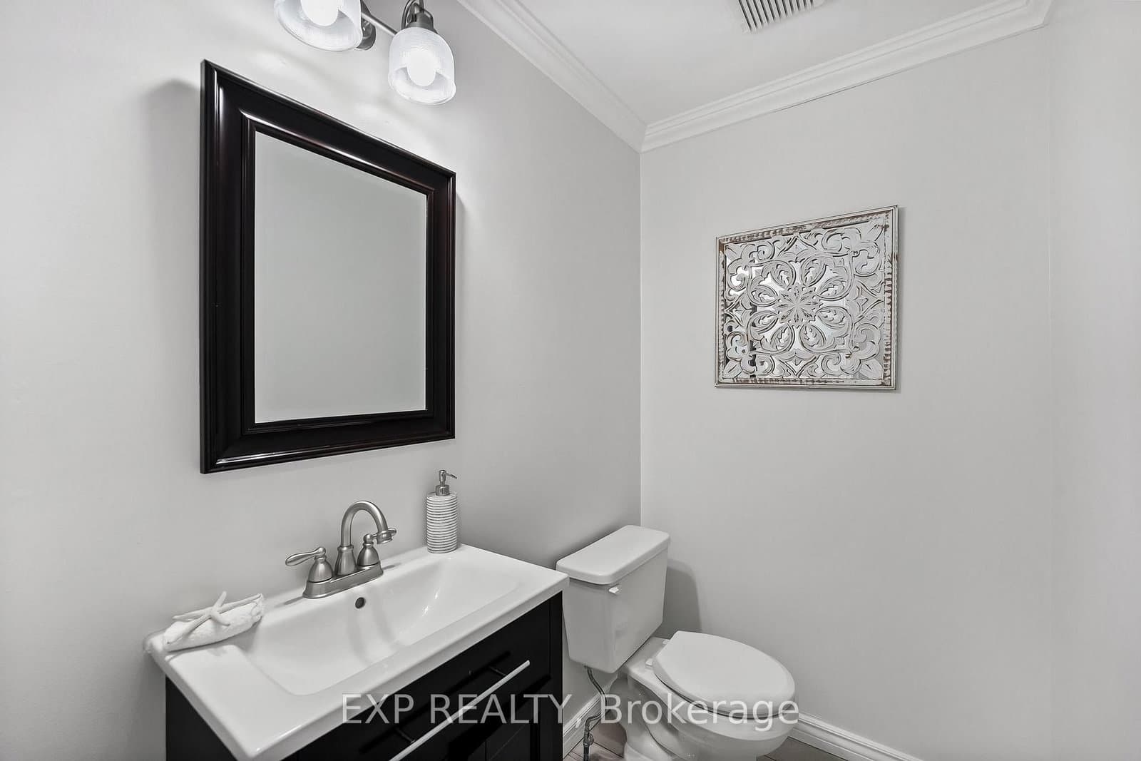 104 Apple Blossom Blvd, Bowmanville - Photo 20 of 40