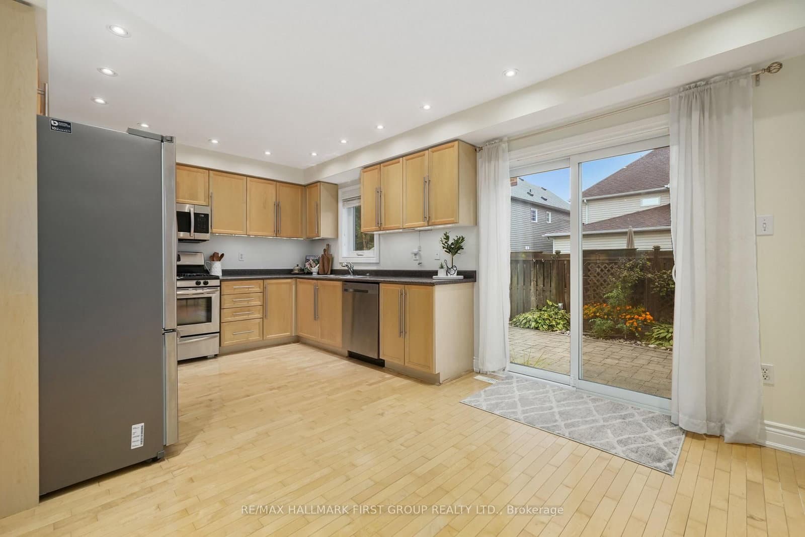 15 Bluenose Lane, Newcastle - Photo 12 of 40