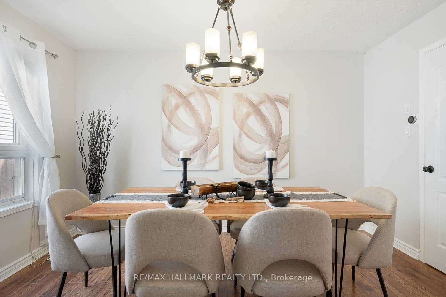 1581 Arborwood Dr, Oshawa - Photo 11 of 40