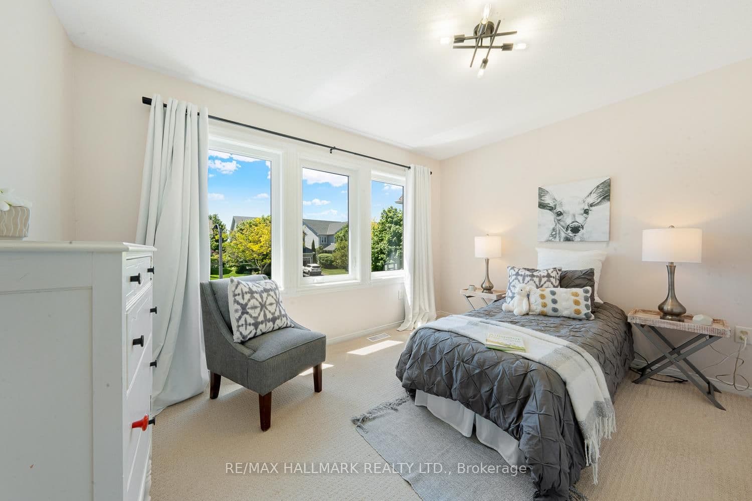 1581 Arborwood Dr, Oshawa - Photo 27 of 40