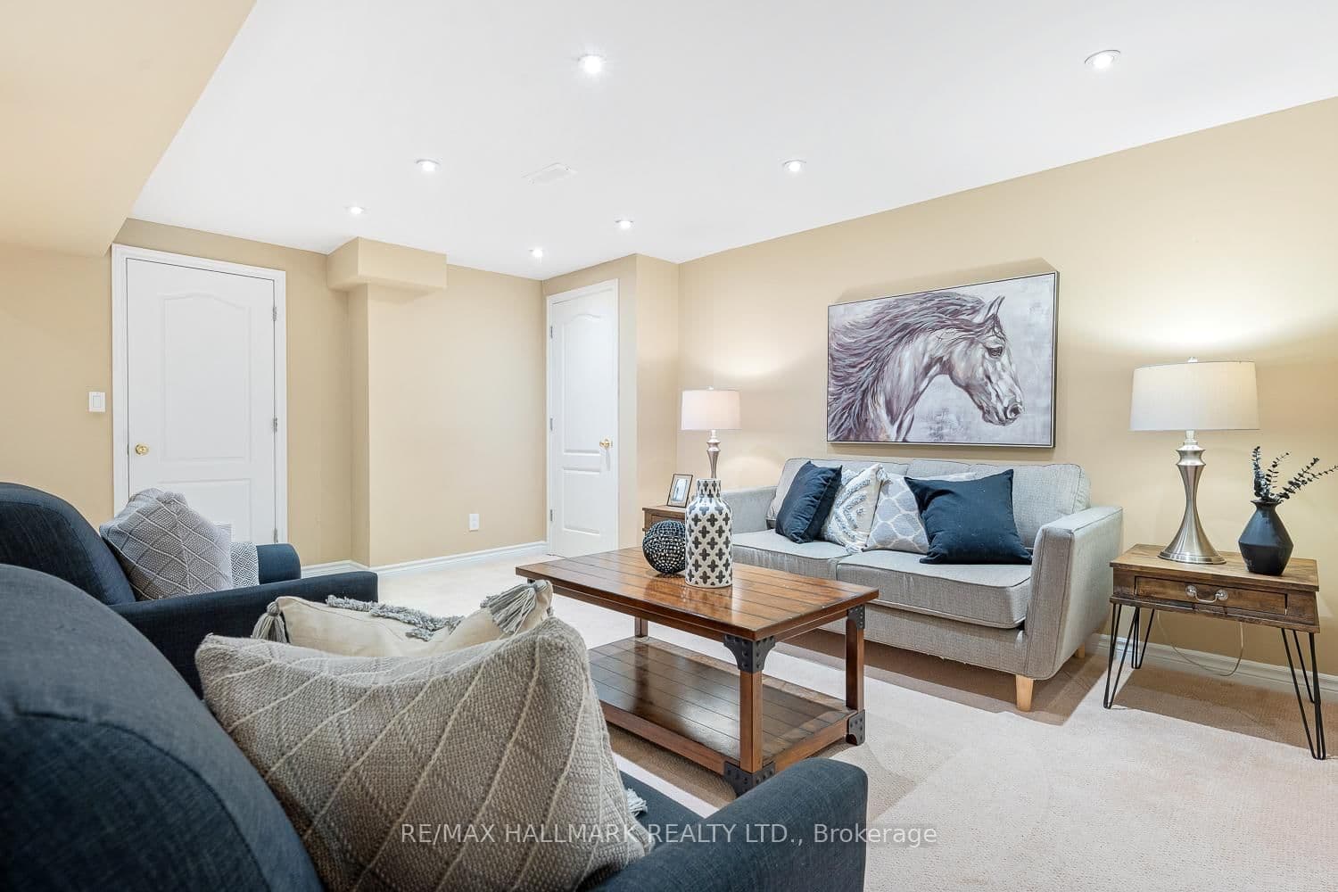1581 Arborwood Dr, Oshawa - Photo 32 of 40