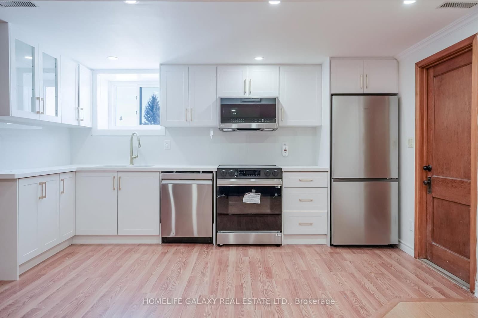 1584 Hwy 2, Courtice - Photo 2 of 16