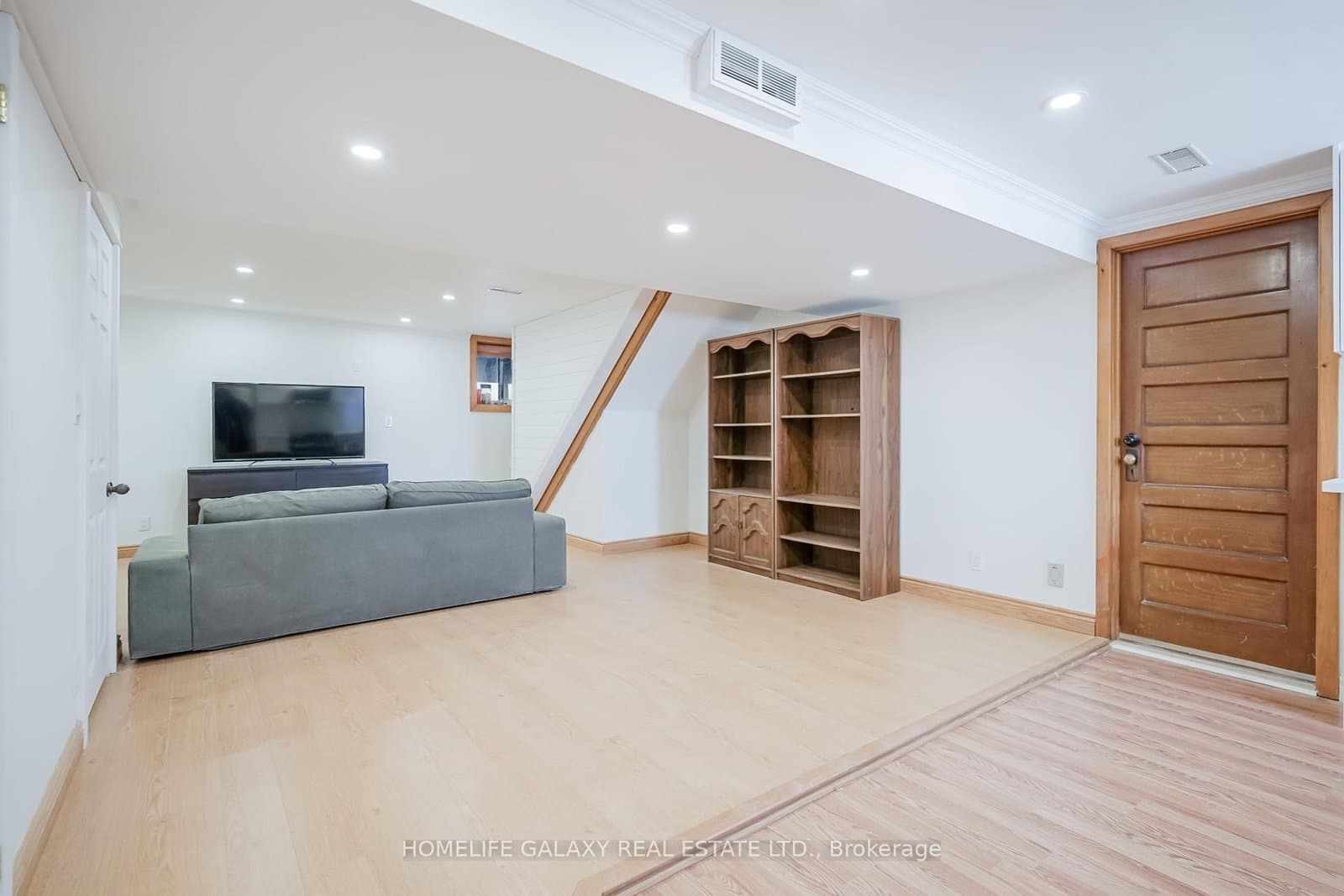 1584 Hwy 2, Courtice - Photo 7 of 16