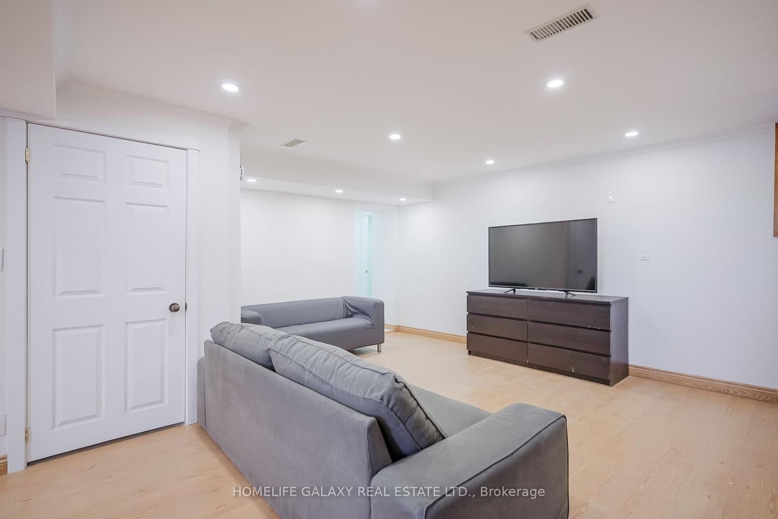 1584 Hwy 2, Courtice - Photo 8 of 16