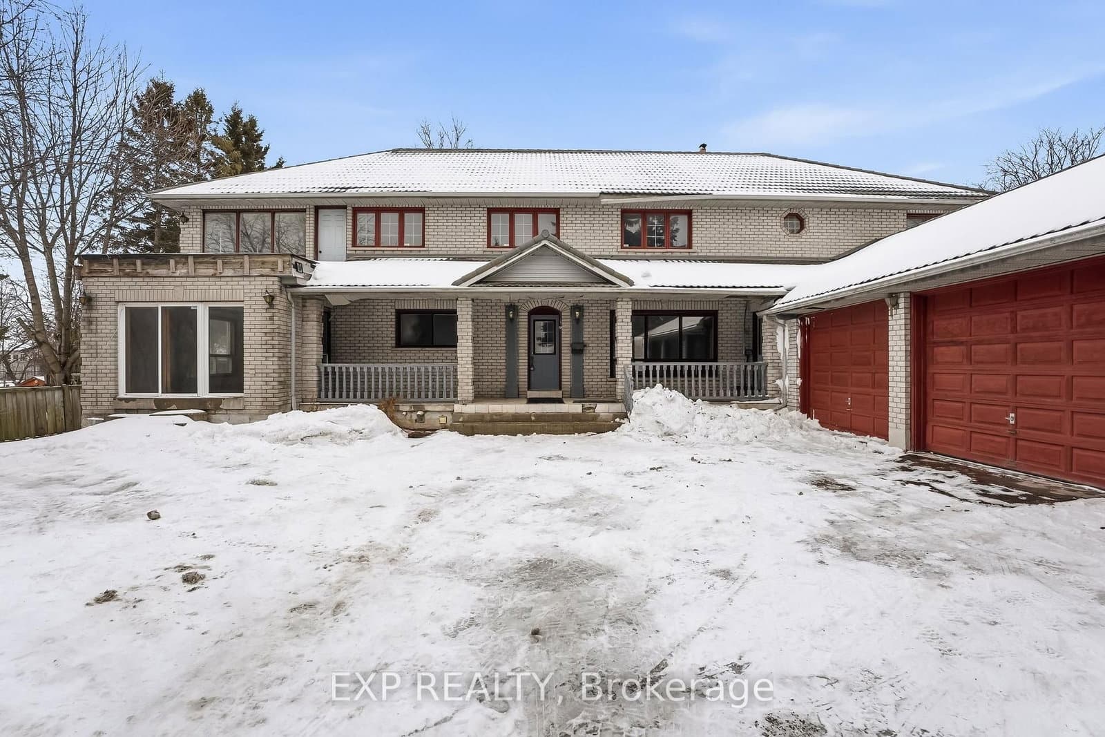 1622 Burns St E, Whitby - Photo 5 of 40