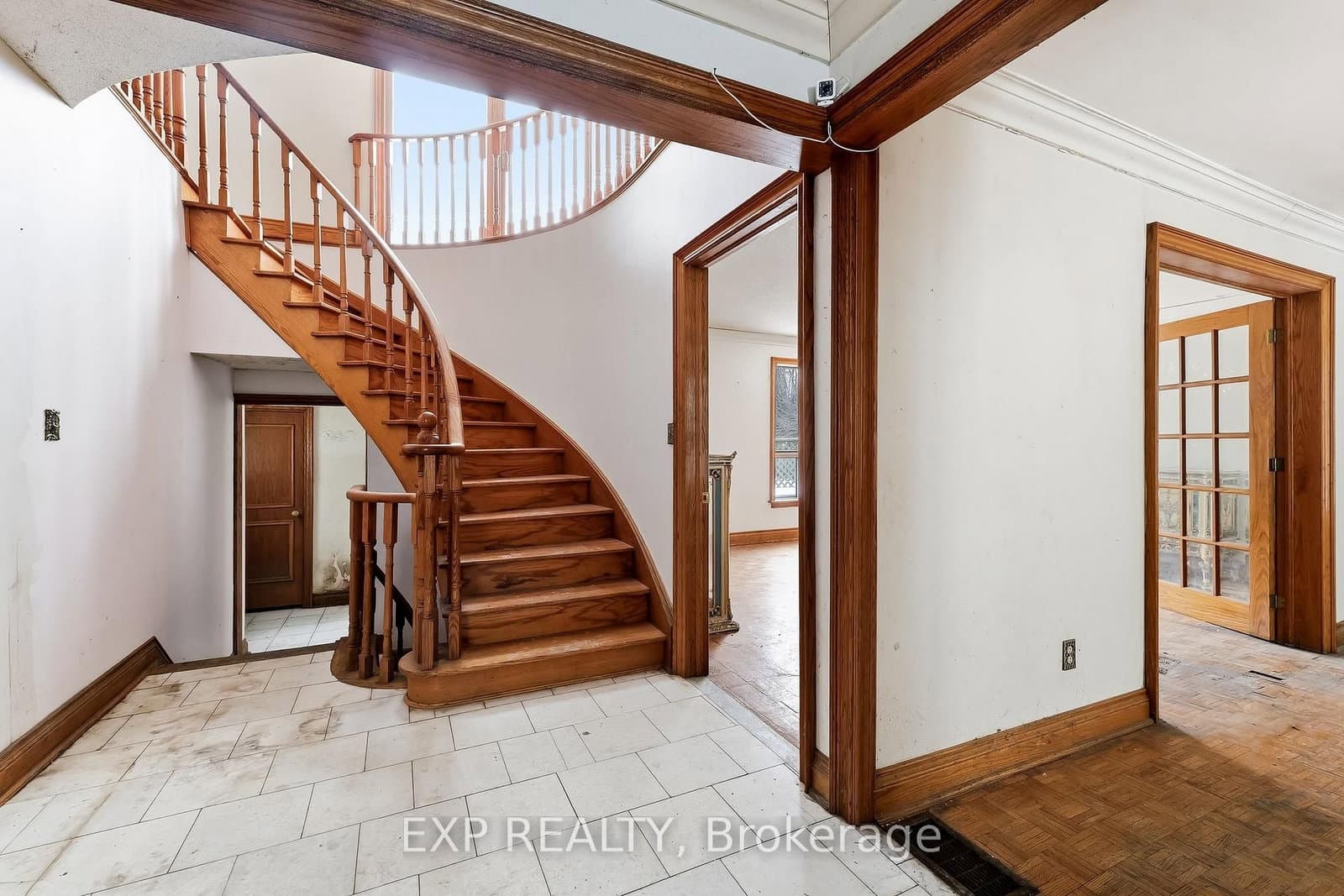 1622 Burns St E, Whitby - Photo 10 of 40
