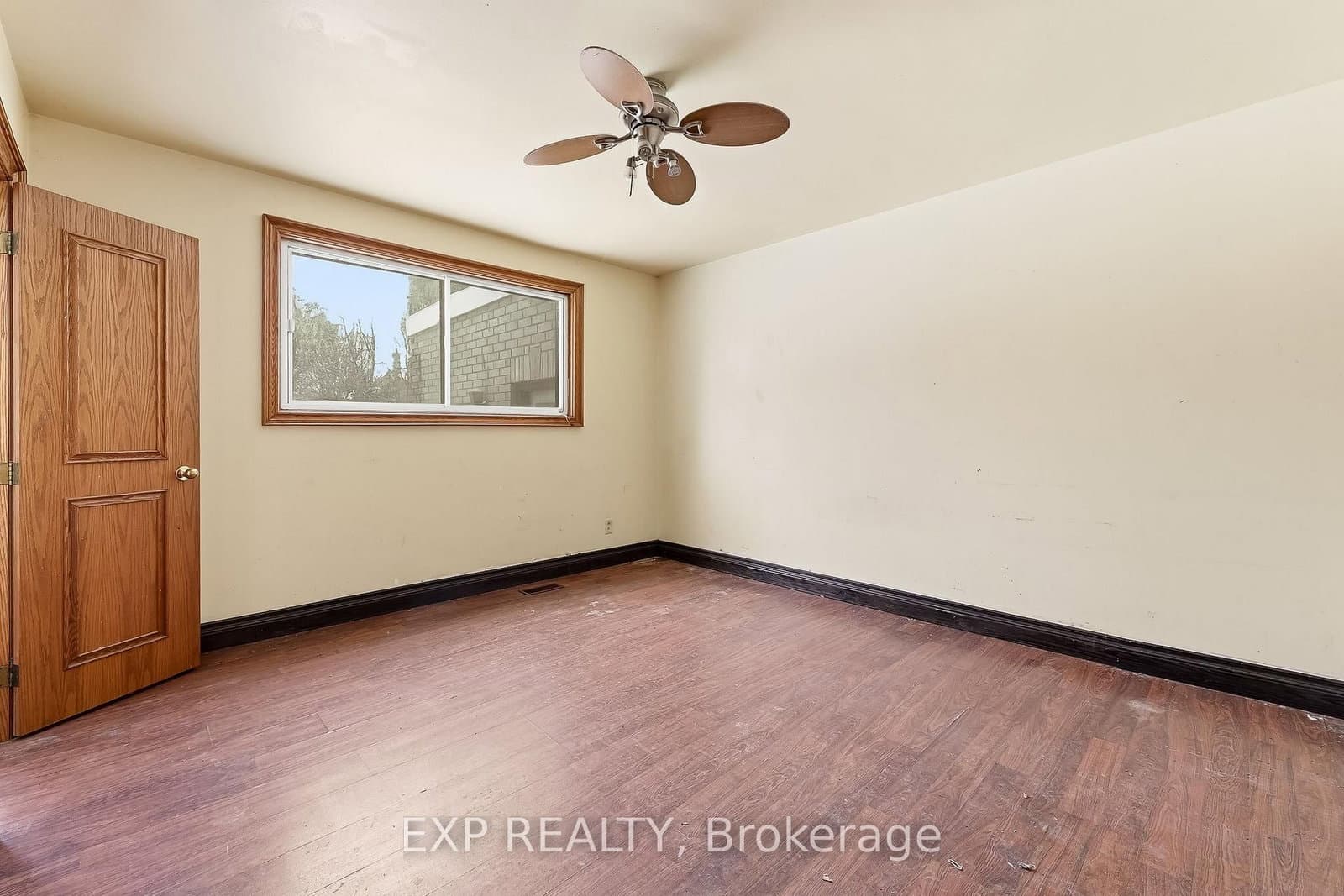 1622 Burns St E, Whitby - Photo 20 of 40