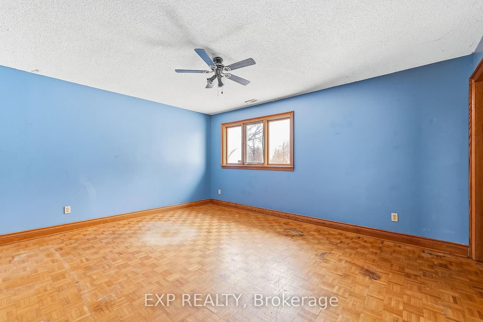 1622 Burns St E, Whitby - Photo 31 of 40