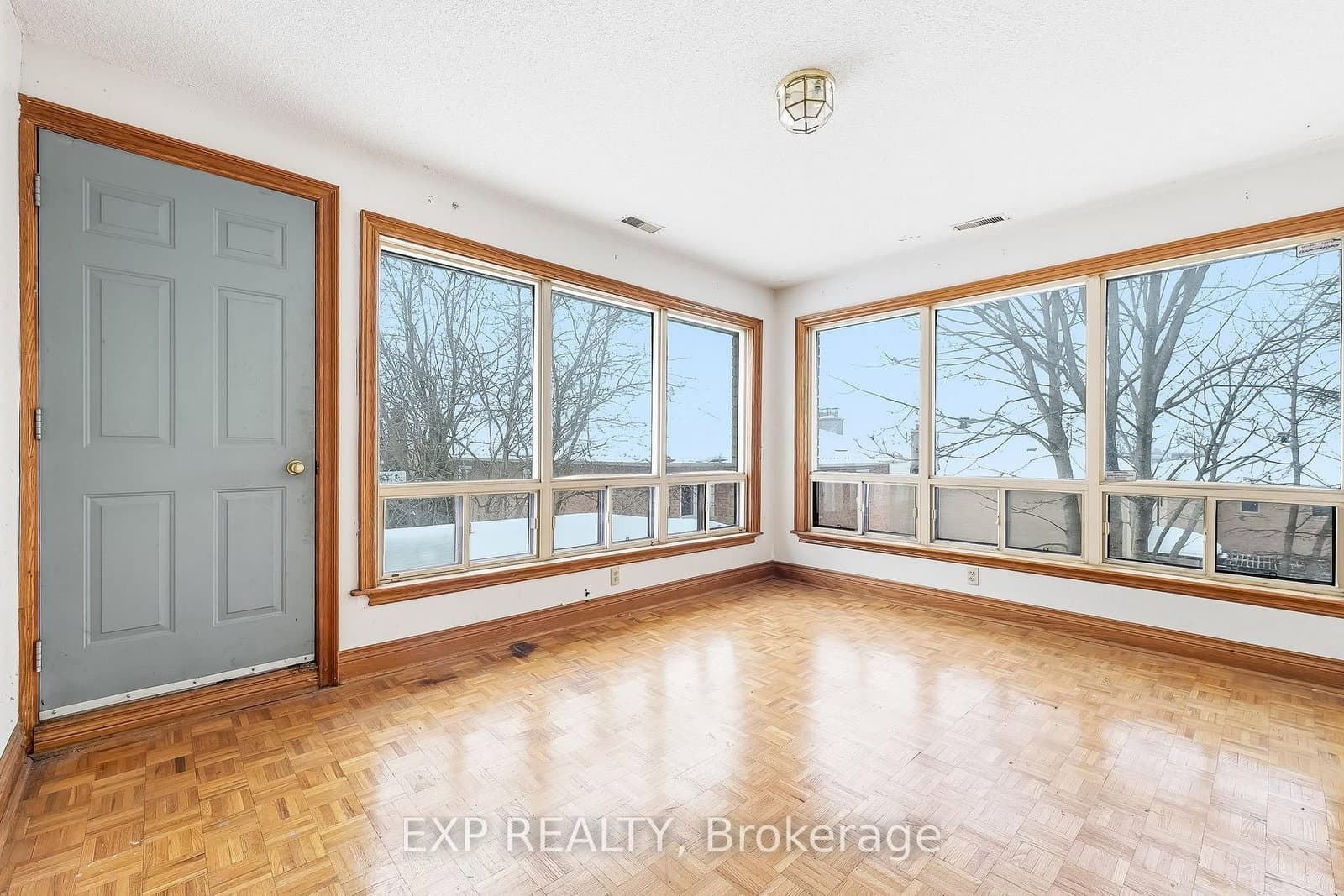 1622 Burns St E, Whitby - Photo 34 of 40